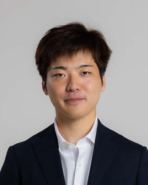 藤本 晃輔氏